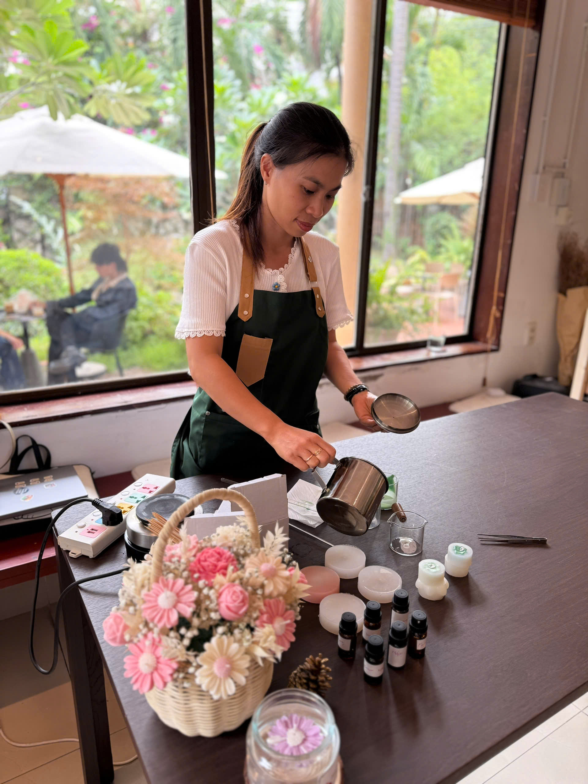 WORKSHOP TRẢI NGHIỆM LÀM NẾN